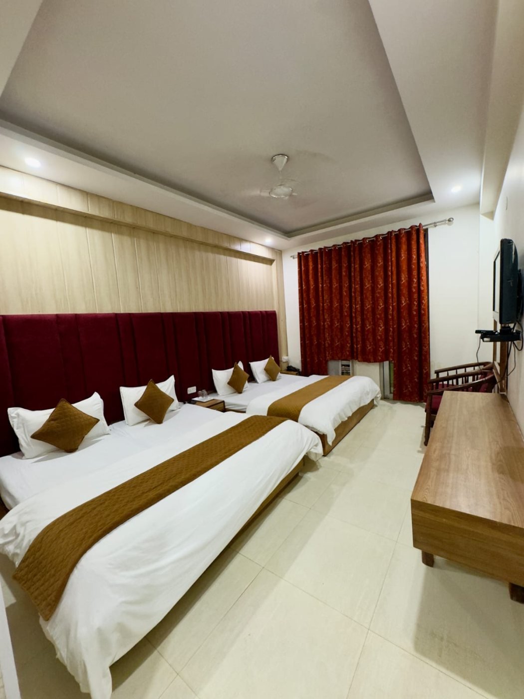 Four Bed Family Room